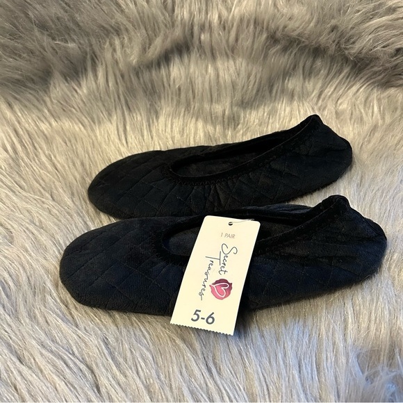 Secret Treasures Lightweight Thin Slippers Women’s Size 5-6 Black Shoes - Picture 3 of 7